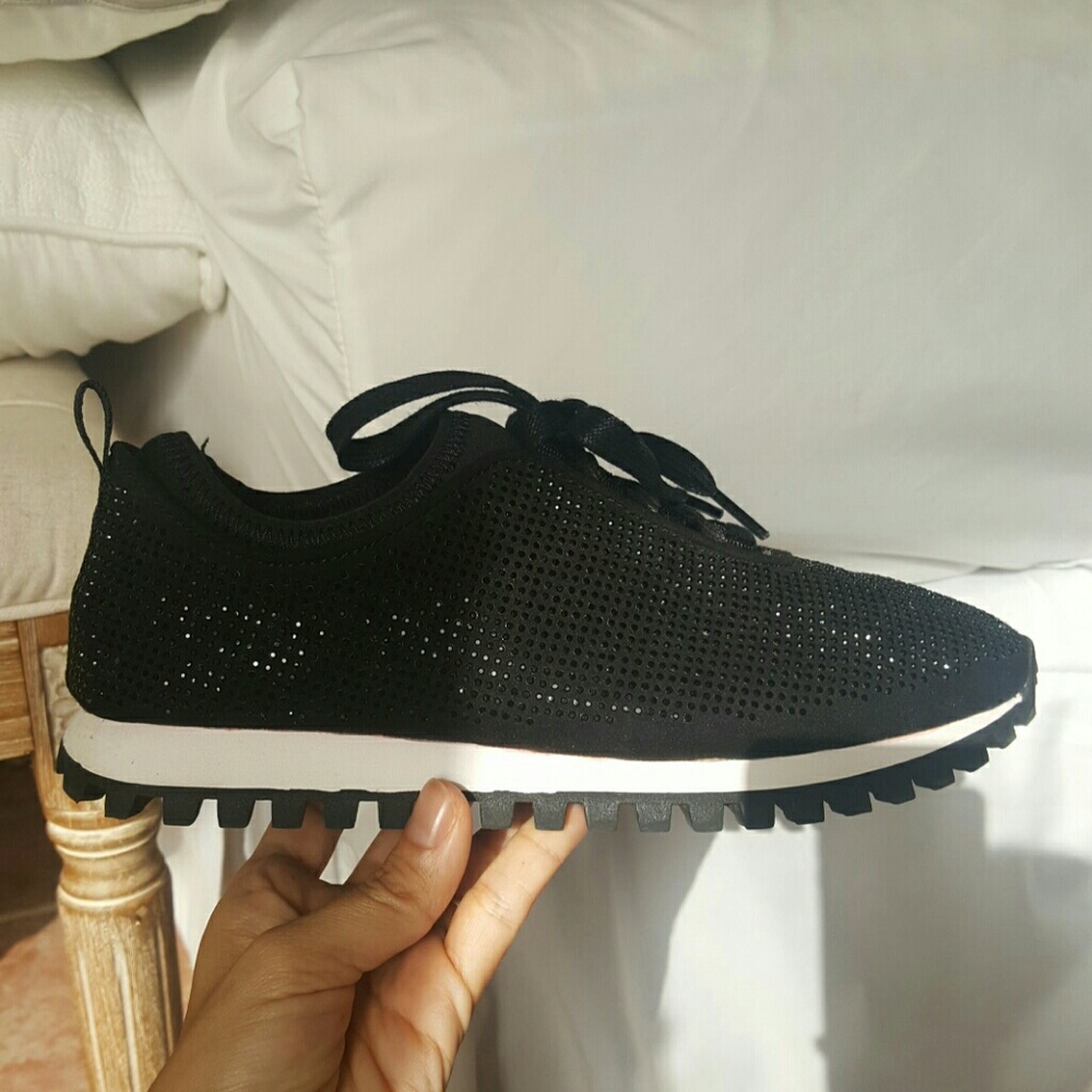 NWB BCBG Generation crystal sneakers